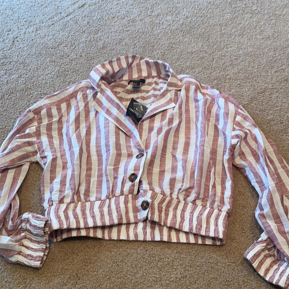 new  forever 21 crop striped button down top